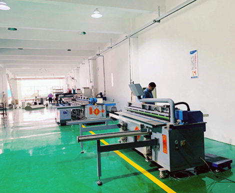 振遠電鍍設(shè)備車間 振遠電鍍設(shè)備車間